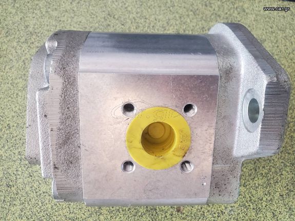 Αντλία λαδιού ψύξης Citaro Mercedes 0517725014 4