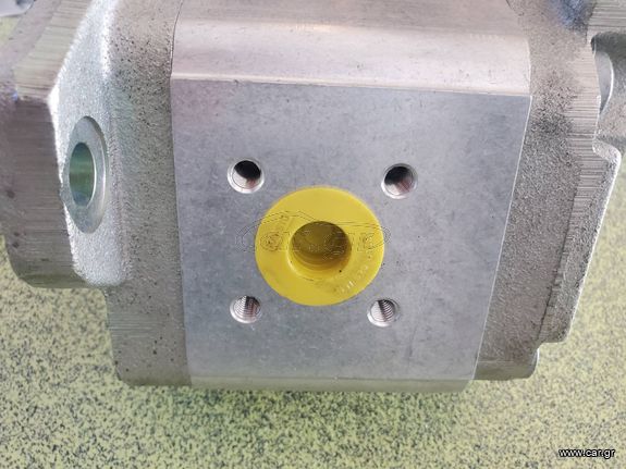 Αντλία λαδιού ψύξης Citaro Mercedes 0517725014 5